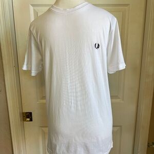 Fred Perry T-shirt. Mens size S